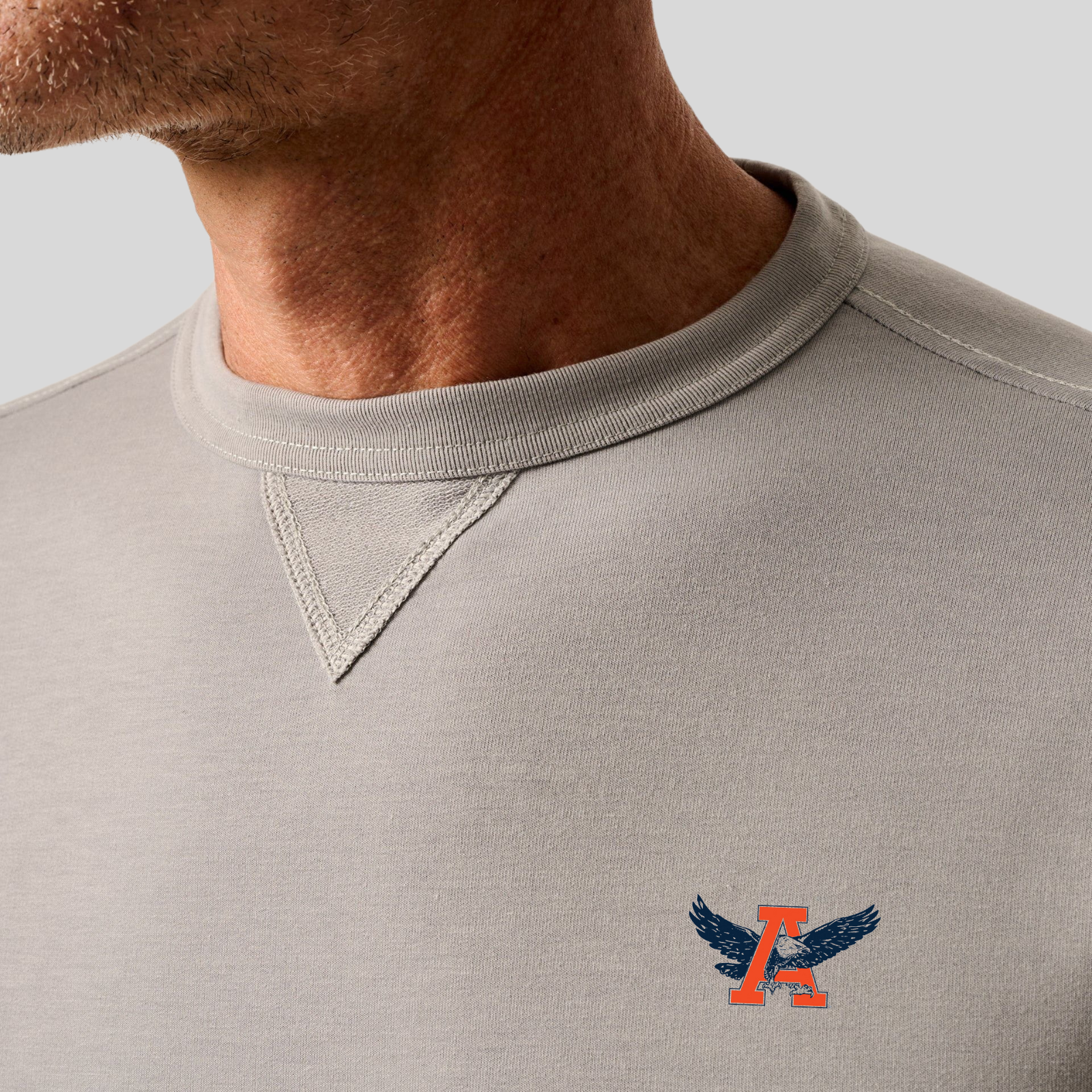 1/4 Zips & Pullovers